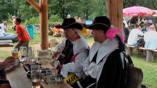 Vltava Bačkory 2008 > obr (198)
